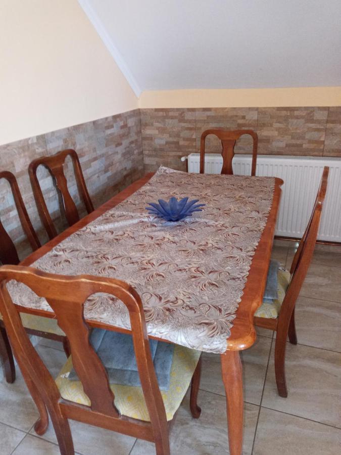 Napsugár apartmanház Balatonlelle Exterior foto